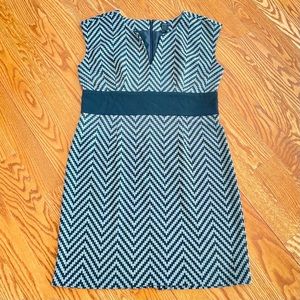 Ann Taylor Chevron Knit Gray & Black Dress- Size 16